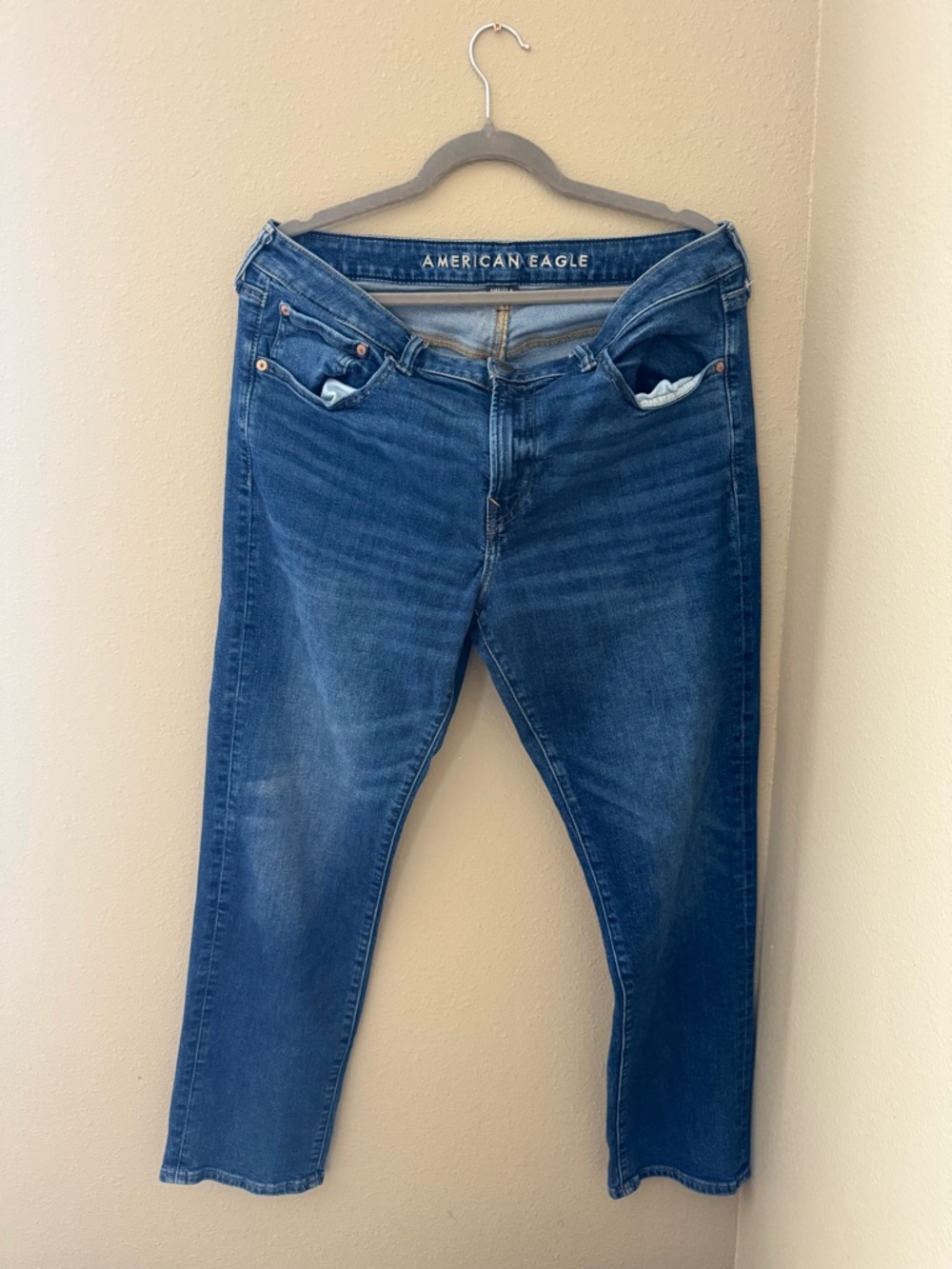 American Eagle Two-Tone Blue Denim Jeans